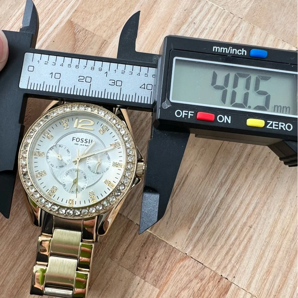 Fossil ladies gold tone watch NEW BATTERY